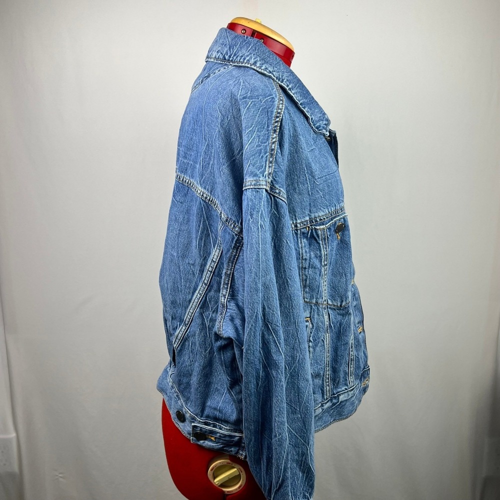 Universal Thread Denim Trucker Jacket Womens M Bl… - image 4